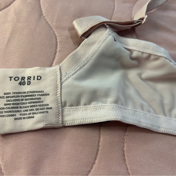 Torrid Black and Pink Lace Bras - Picture 7 of 9